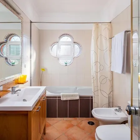 7+1 Bedroom Private Villa, Heated Pool, Games, Bbq * 阿尔布费拉