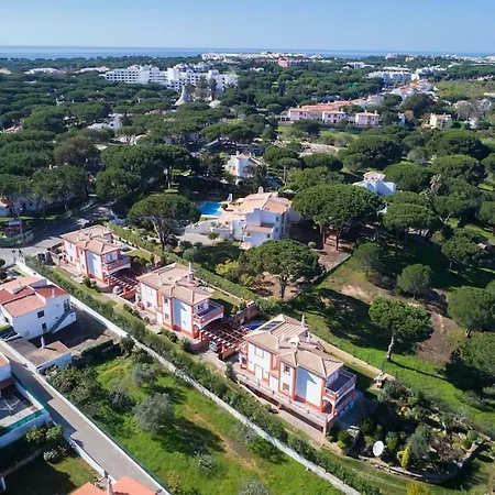 7+1 Bedroom Private Villa, Heated Pool, Games, Bbq * Албуфейра