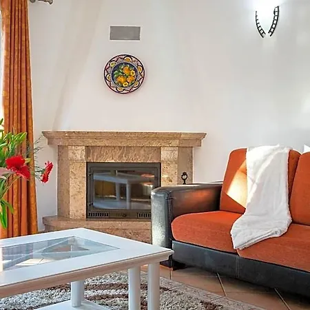 Vila 7+1 Bedroom Private Villa, Heated Pool, Games, Bbq Albufeira
