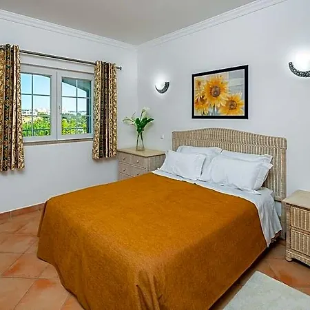 7+1 Bedroom Private Villa, Heated Pool, Games, Bbq Vila *
