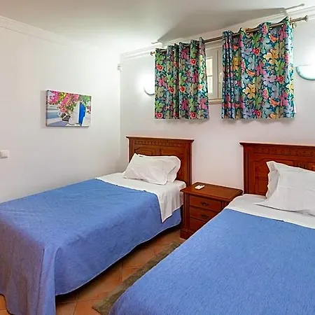 Vila 7+1 Bedroom Private Villa, Heated Pool, Games, Bbq *